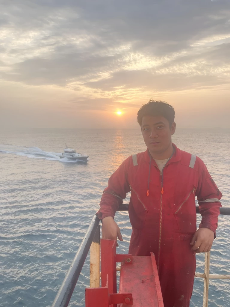 "ลูกเรือมยุรีนารี" โพสต์ "ไหนบอกว่าจะไม่ยิงเรือไทย" ขอโทษพาแม่กลับบ้านไม่ได้