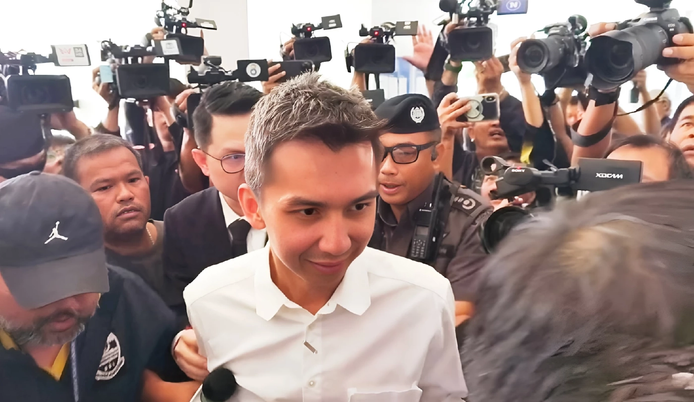 มาตามนัด! "ชนนพัฒฐ์" เข้าพบดีเอสไอ ตามหมายเรียก ข้อหา "เว็บพนัน-ฟอกเงิน"