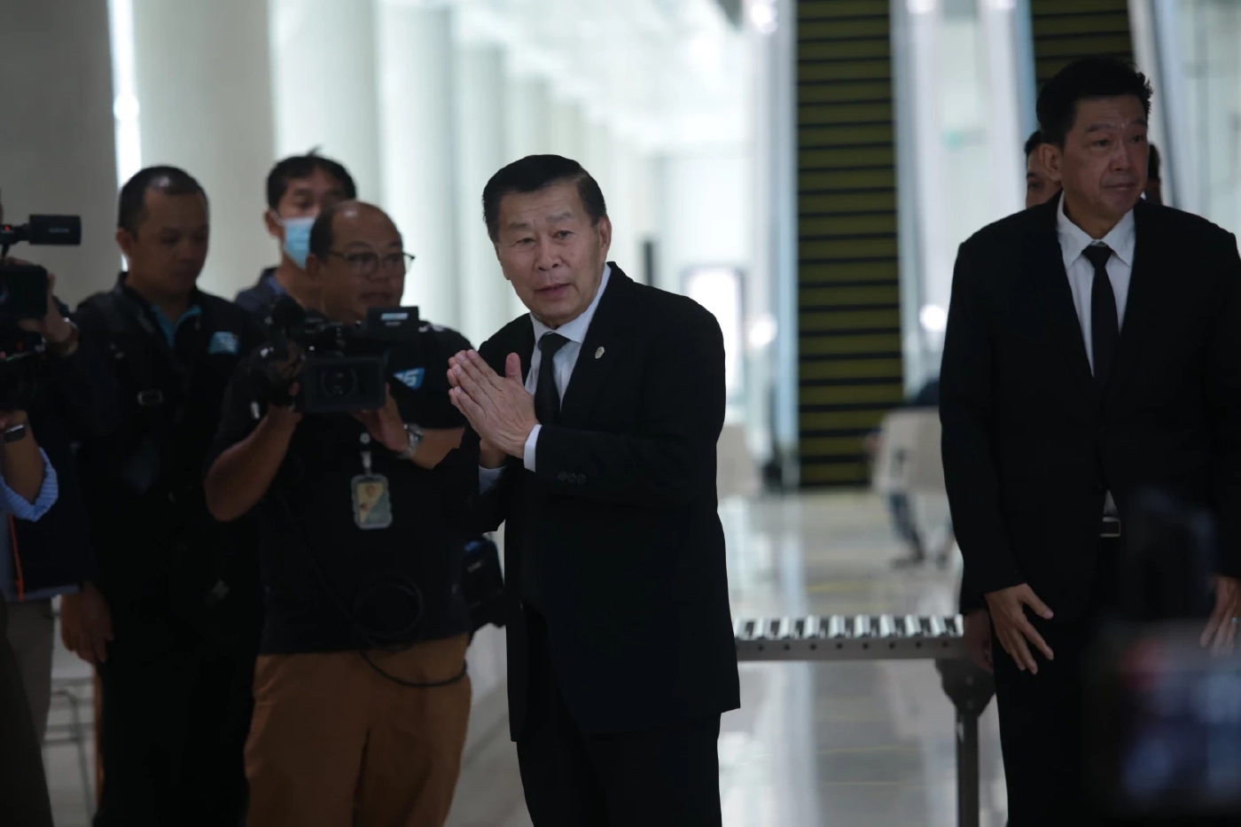 "เสรีพิศุทธ์" คัมแบ๊กสภาฯ ซัด "ภูมิใจไทย" แอบใส่ชื่อไป "ร่วมรัฐบาล" จองกฐินสอบปม "เขากระโดง"