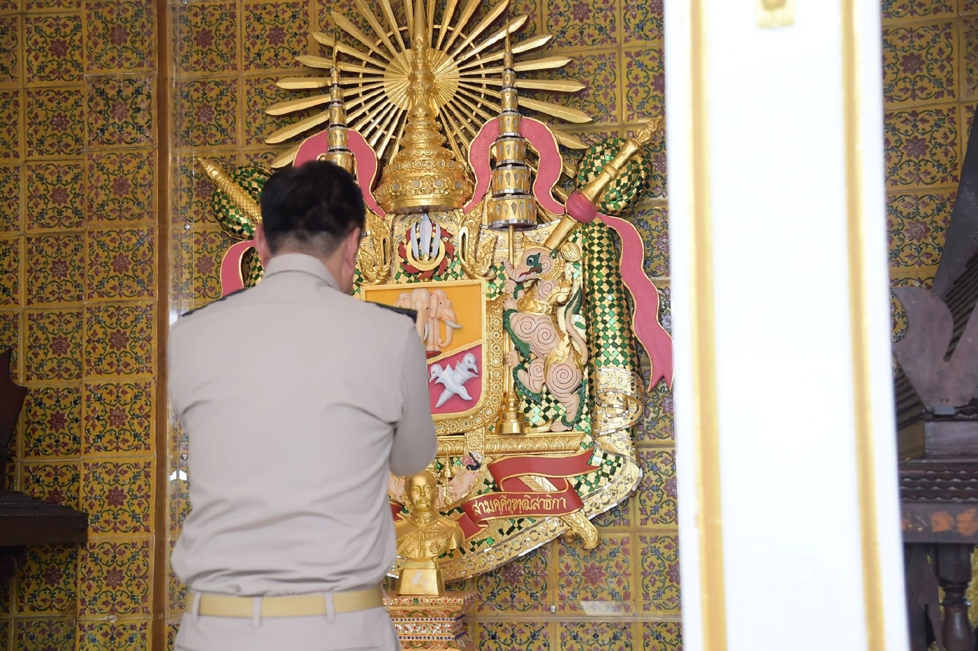 "อนุทิน" สักการะ “ศาลปู่ดำ - ตราแผ่นดิน” รอบที่ 4  เสริมสิริมงคล