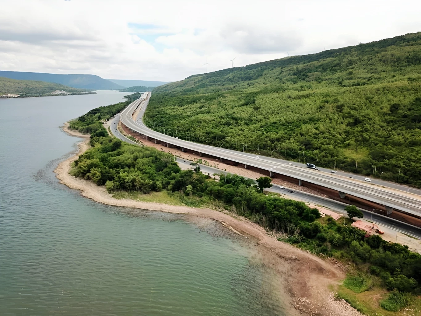 เช็กที่นี่! สงกรานต์ 2569 วิ่งฟรี เปิดพิกัดมอเตอร์เวย์-ทางด่วนฟรี 7 วันเต็ม "พิพัฒน์" สั่งเข้ม 7 มาตรการ