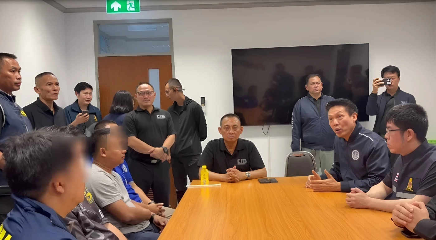 เปิดคลิป! ทลายขบวนการขายชาติ รวบ "ปลัดอำเภอวังน้อย-แก๊งนายหน้า" สวมสิทธิ์บัตรชมพูเด็กต่างด้าว