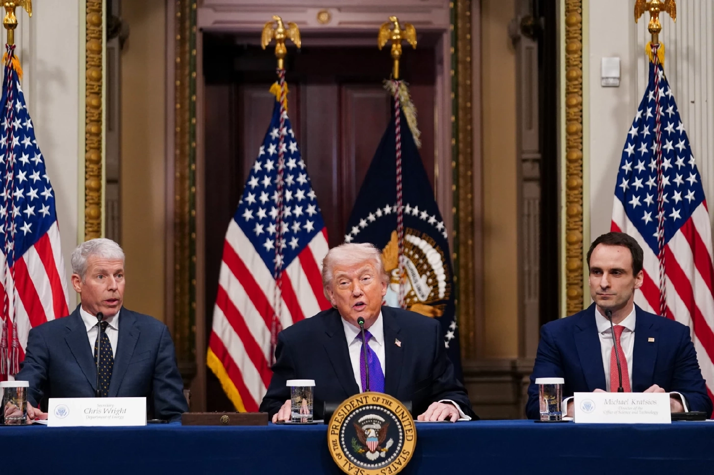 "ทรัมป์" ฉีกทุกกฎ : สงครามที่จบไม่ลง? กับ 2 ฉากทัศน์