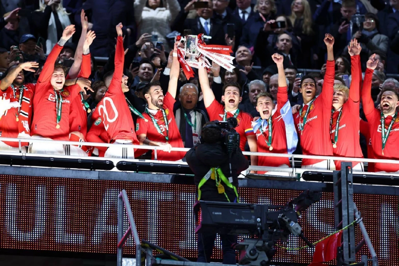 ประวัติศาสตร์หน้าใหม่! คาราบาว ต่อสัญญา "Carabao Cup" ยาวถึงปี 2029 นานที่สุดในอังกฤษ