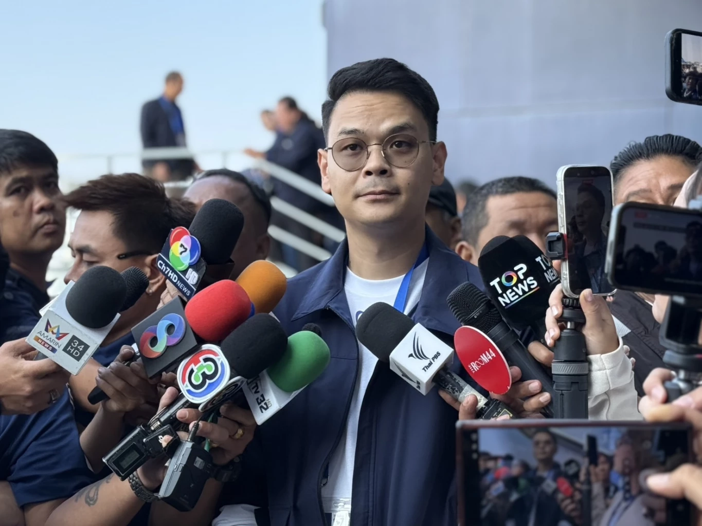 "ไชยชนก" เผย คืบหน้าตั้ง "รัฐบาลอนุทิน" 99.99% ขู่ลงดาบพวกก่อมุ้ง ป้องกันทำพรรคภูมิใจไทยป่วน