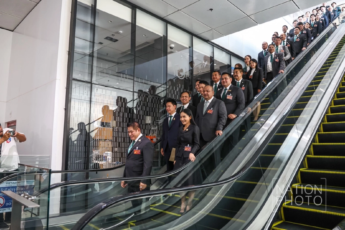 "ธรรมนัส" ไม่เสียดาย "ก.เกษตรฯ" ยังไม่ชัดเป็นฝ่ายค้าน โยน "ชนนพัฒฐ์" แจงปมโดนค้นบ้าน