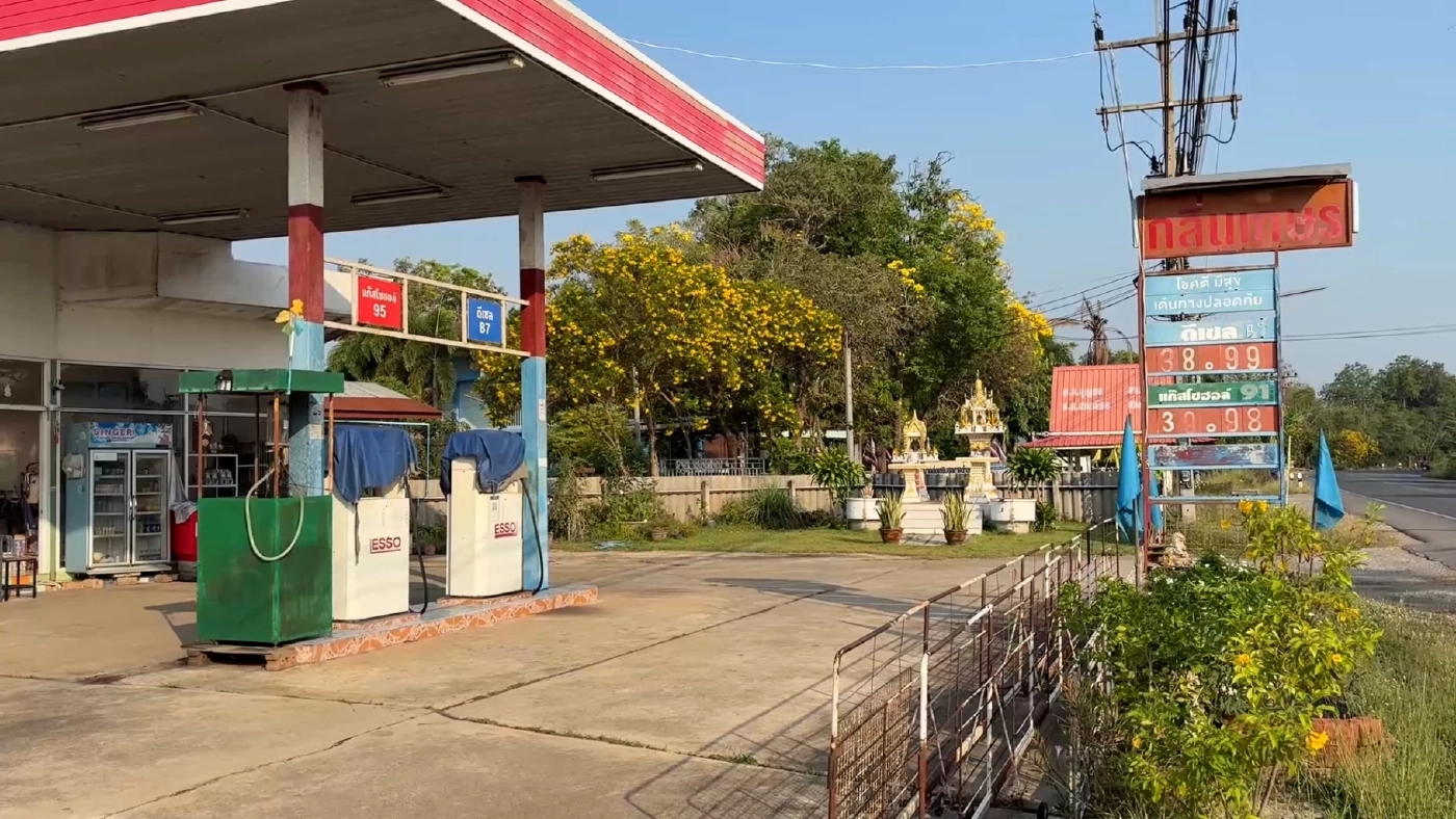น้ำมันขาดแคลนหนัก ปั๊มชุมชนปิดตัว เกษตรกรไม่มีน้ำมันทำนา-วิดน้ำ