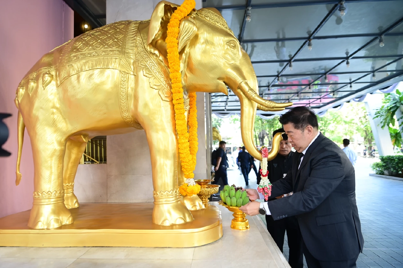 'ทรงพล ชีวะปัญญาโรจน์' รับตำแหน่ง ผอ.ออมสิน คนที่ 18 อย่างเป็นทางการ