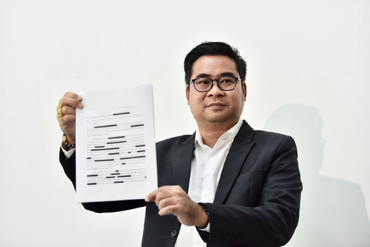 “เบน สมิธ” ไม่พร้อมกลับไทยสู้คดี หวั่นไม่ได้ประกัน เชื่อถูกใช้เป็นเครื่องมือการเมือง