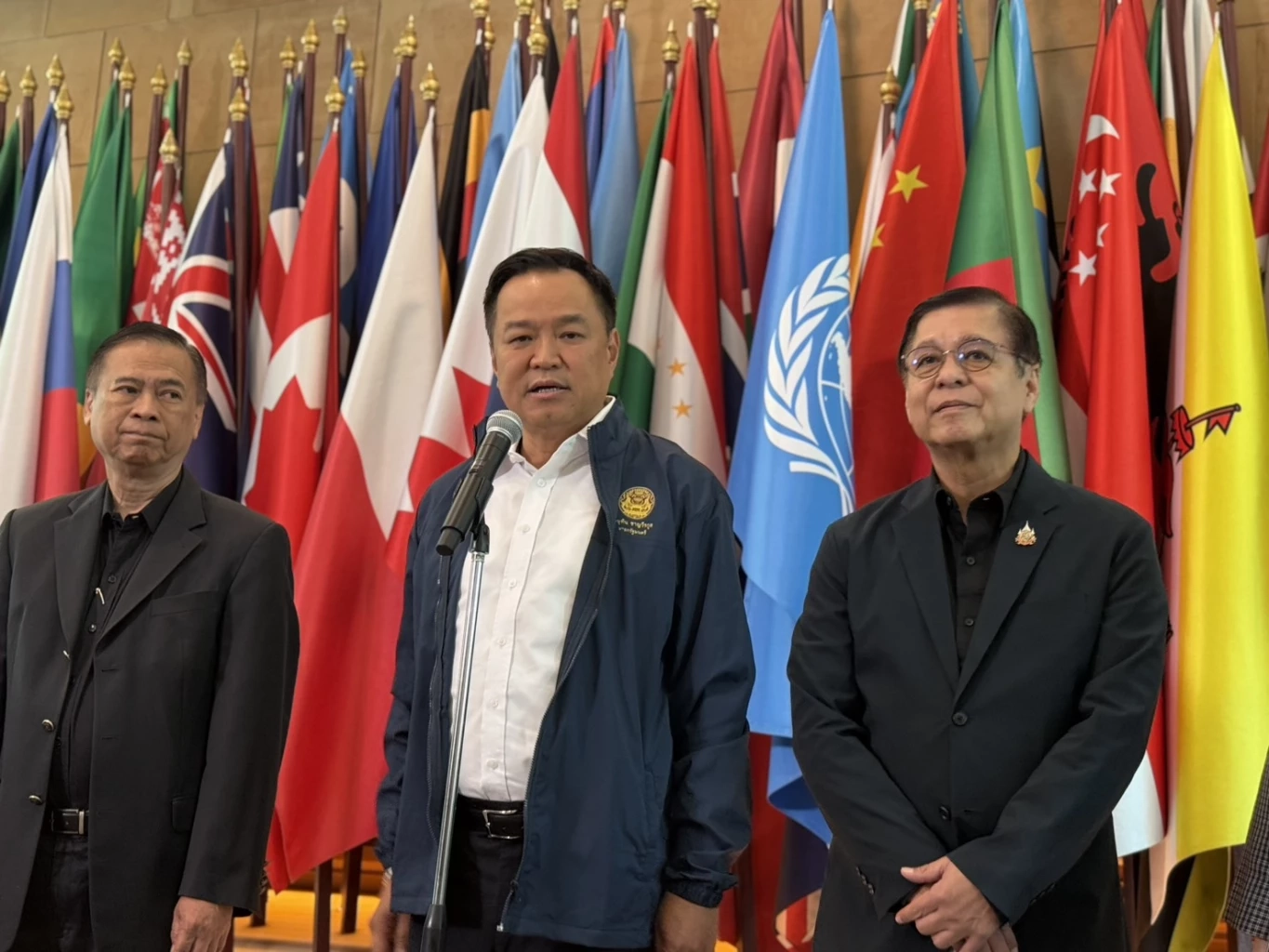 “อนุทิน” สาธุขอบคุณ หลัง กกต.ประกาศรับรอง สส.ปาร์ตี้ลิสต์พรุ่งนี้