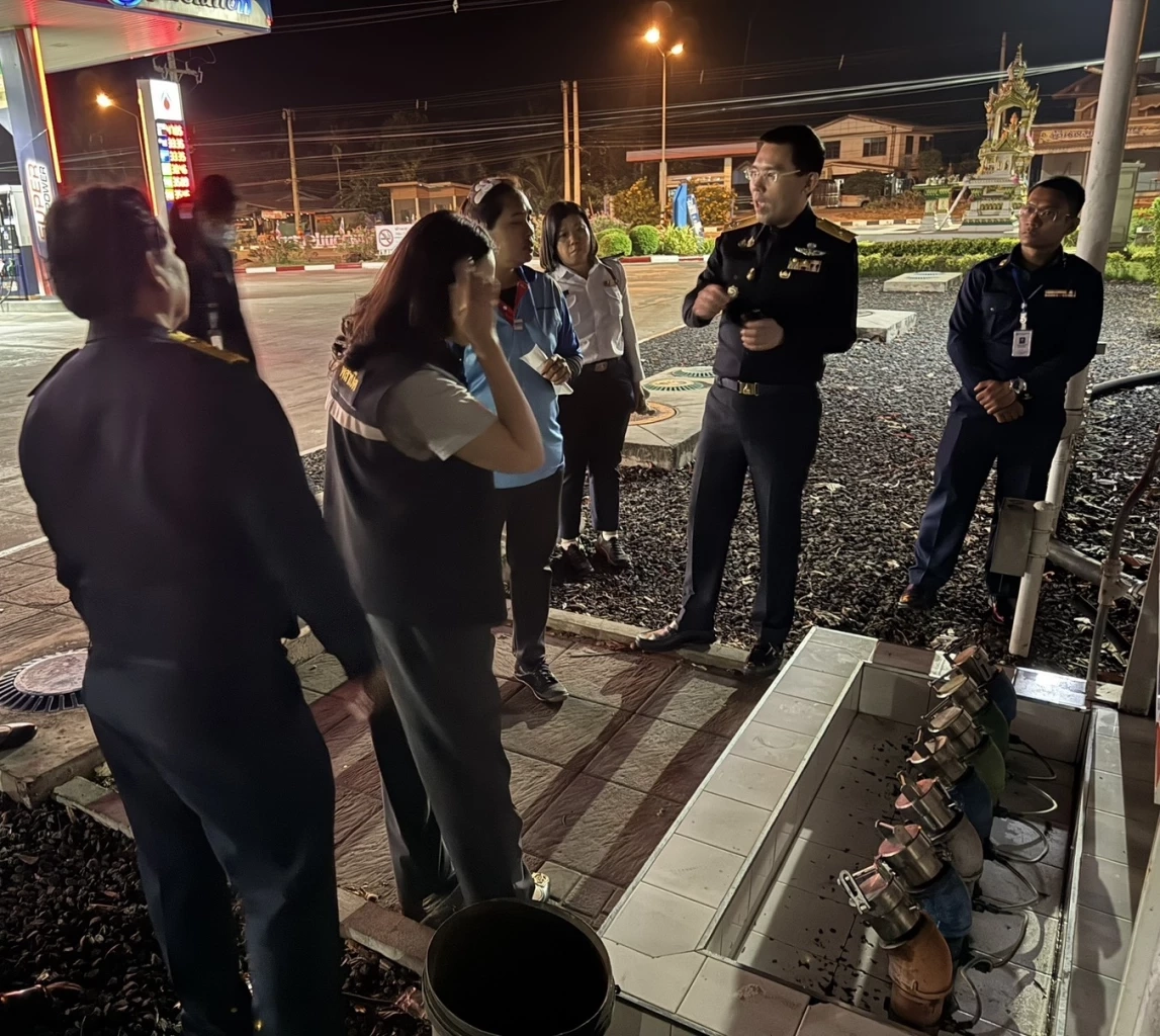 "ศุลกากรช่องจอม-สรรพสามิต" ผนึกกำลังคุมเข้มอีสานใต้! สกัดลักลอบส่งออกน้ำมัน