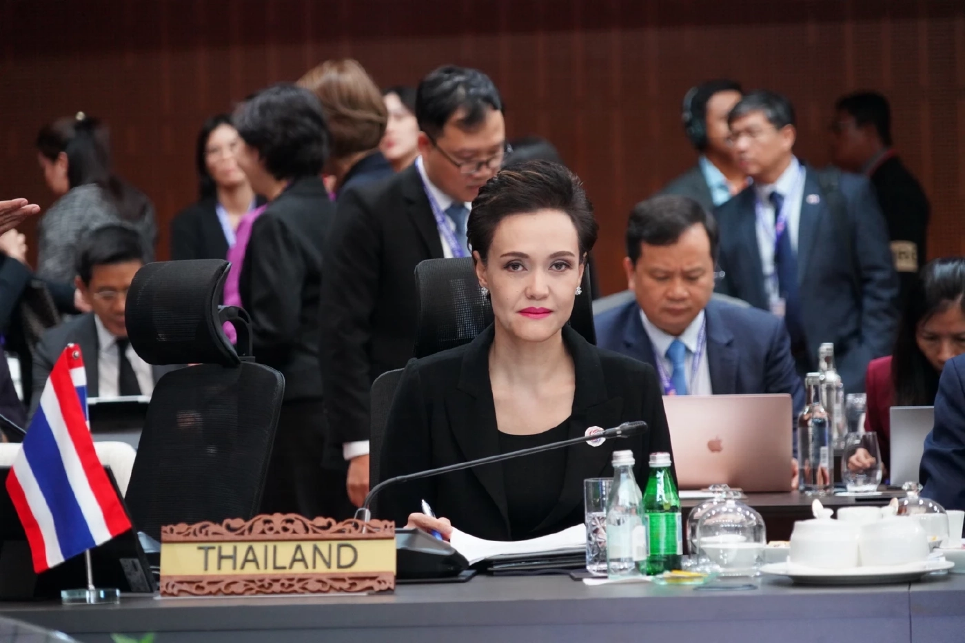 พาณิชย์เกาะติดสู้รบใกล้ชิด สั่งทูตพาณิชย์ทั่วโลก ประเมินผลกระทบส่งออกไทย