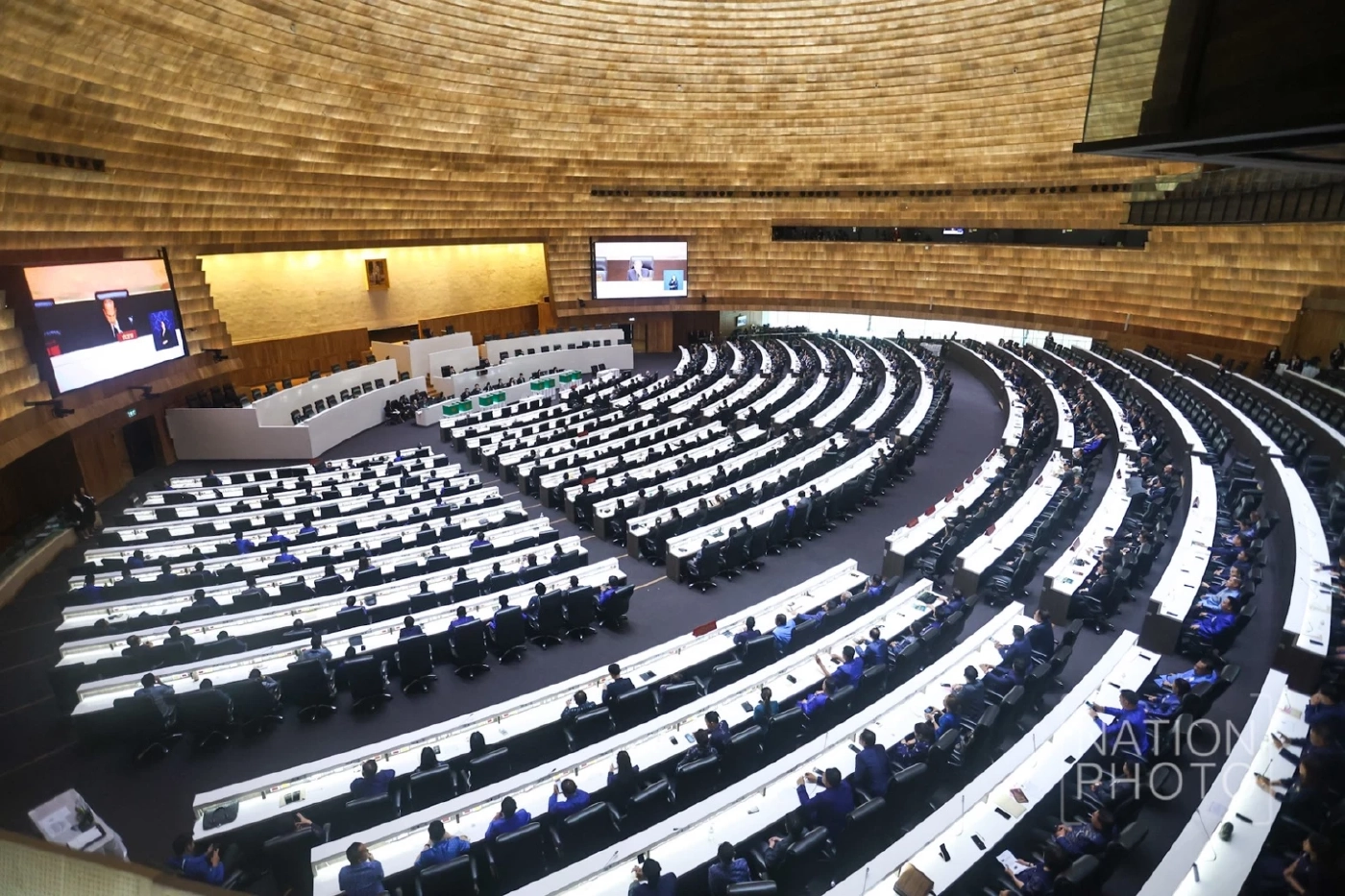 "โสภณ" VS "พริษฐ์" ชิงดำ "ประธานสภาฯ" หลังประชุมสภาฯนัดแรก