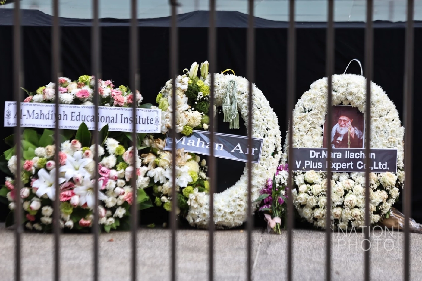 ชาวชีอะห์ในไทยหลั่งน้ำตา วางดอกไม้ - ร้องเพลง ไว้อาลัย “คาเมเนอี”