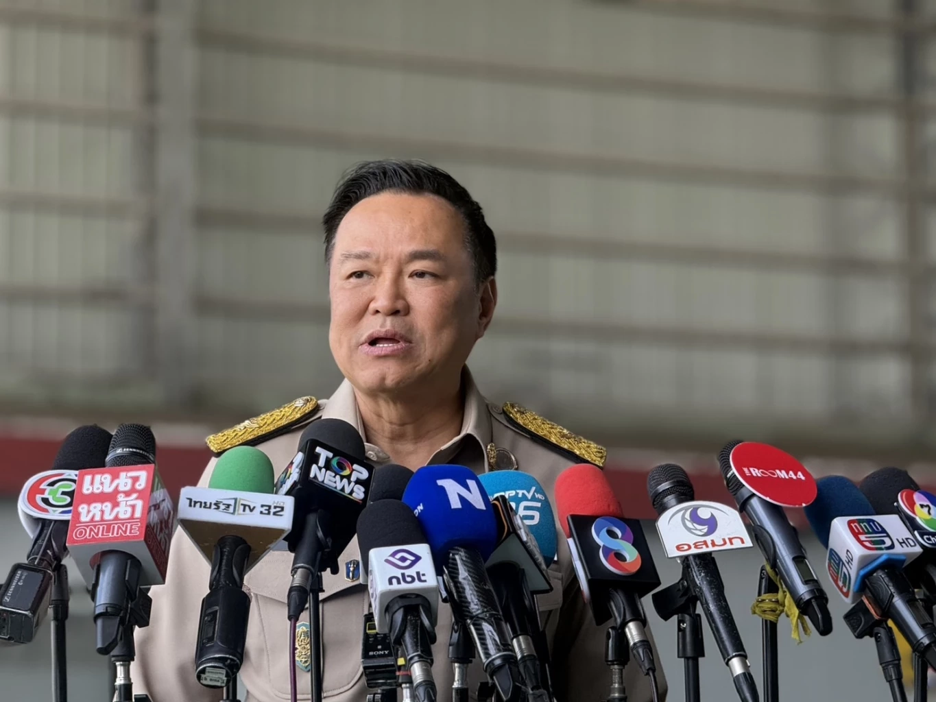 "นายกฯ" รับห่วงปัญหา "น้ำมัน-ราคาสินค้า" หวังกระทบ ปชช. น้อยที่สุด ปัดตอบคุย "ทูตสหรัฐ"