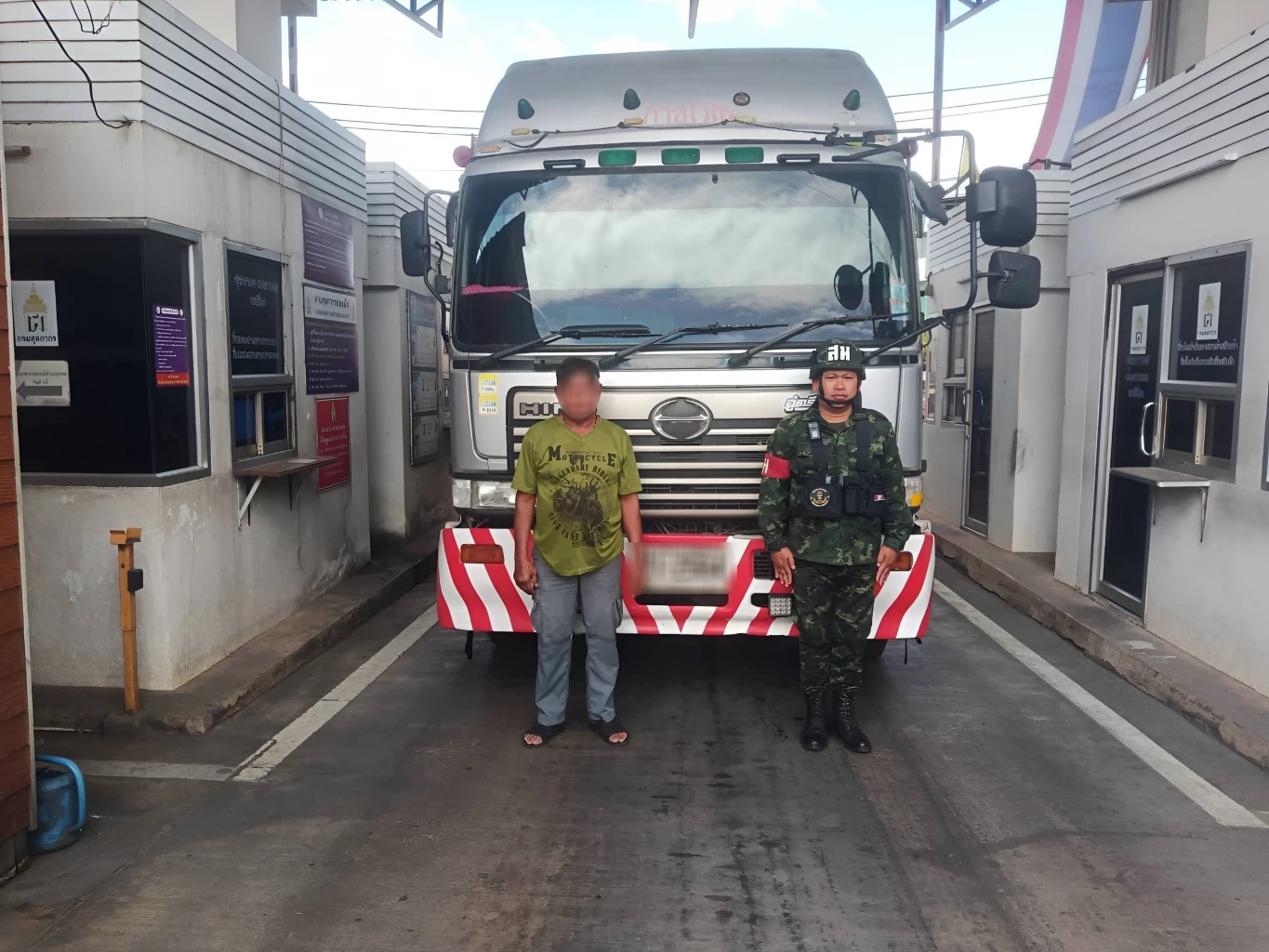 ทบ. โต้ข่าว "กัมพูชา" อ้อม "ลาว" ซื้อ "น้ำมันไทย" ยันคุมเข้มไม่พบลักลอบ "ส่งออก"