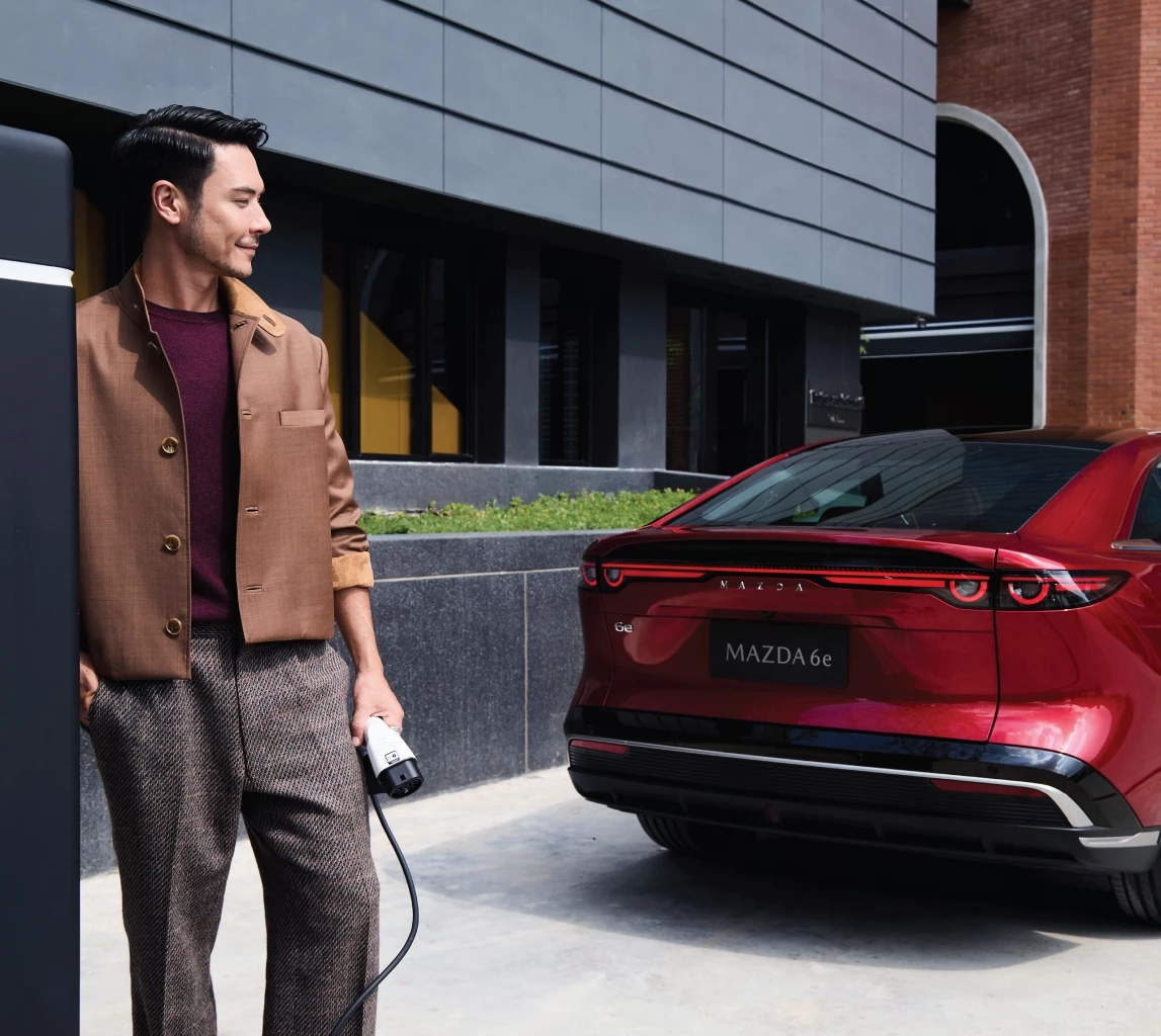 มาสด้าบุกตลาด EV ส่ง Mazda6e ดีไซน์ NeoFastback ท้าชนคู่แข่ง พร้อมโปรดูแลฟรี 8 ปี