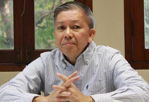  ดร.สุรชาติ บำรุงสุข นักวิชาการด้านความมั่นคง