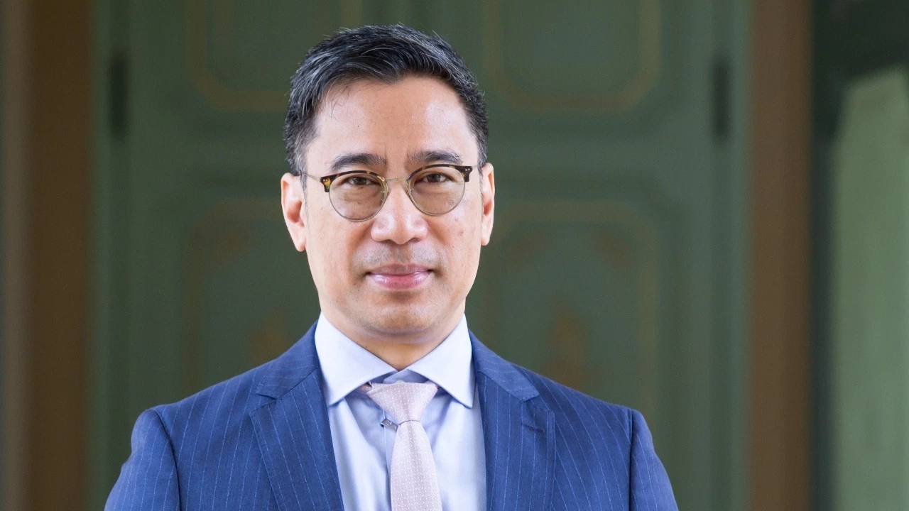 นายเศรษฐพุฒิ สุทธิวาทนฤพุฒิ เป็น องคมนตรี