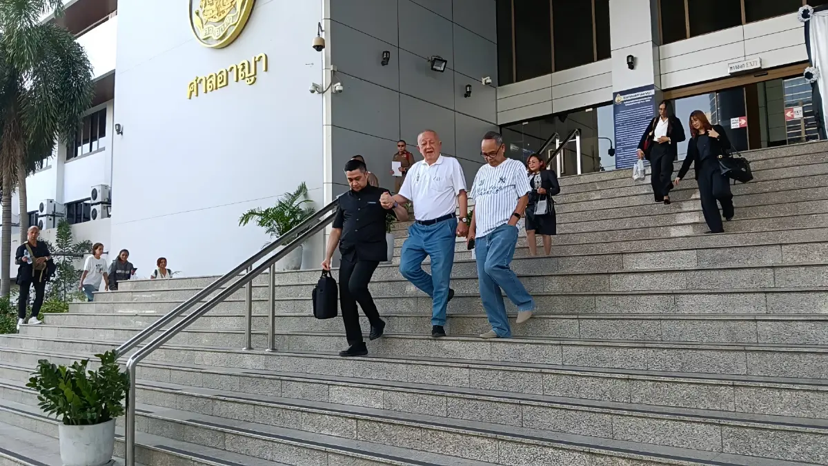 ด่วน! ศาลให้ประกัน "สนธิ ลิ้มทองกุล" 5 หมื่น! หลังพิพากษาจำคุก 4 เดือนไม่รอลงอาญา คดีหมิ่น "ธนกร" (มีคลิป)