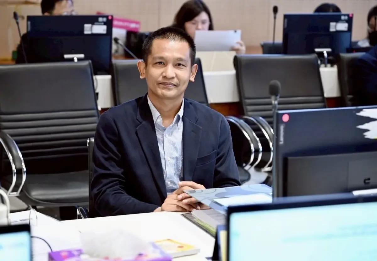 นายธีรภัทร์ คหะวงศ์ อดีตกรรมาธิการวิสามัญพิจารณา พ.ร.บ.ควบคุมเครื่องดื่มแอลกอฮอล์ ฉบับที่ 2 พ.ศ.2568 ในฐานะภาคีป้องกันและลดผลกระทบจากเครื่องดื่มแอลกอฮอล์ (ภปค.)