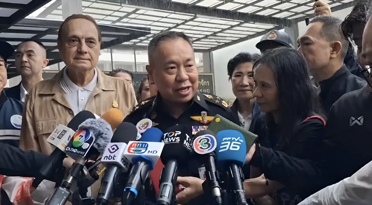 "เสธ.ทบ." สั่งตอบโต้ "ทหารกัมพูชา" ประชิดชายแดน! ยันละเมิดข้อตกลง ขอคนไทยอย่าตกใจ