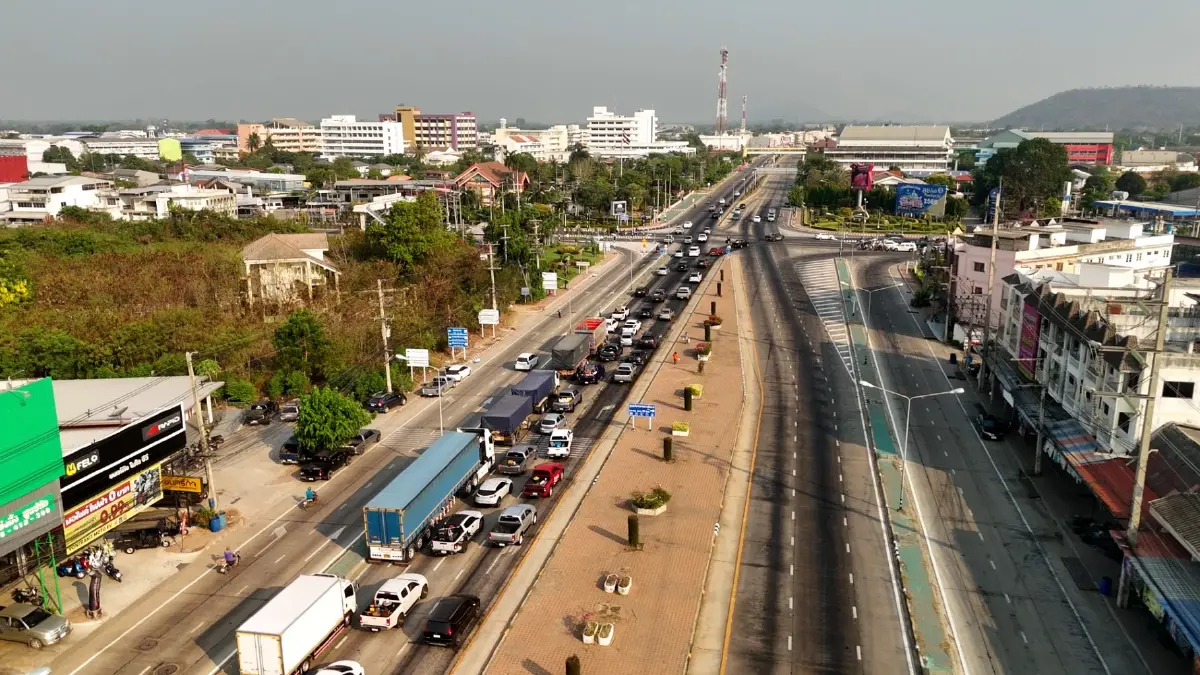 "เช็กด่วน! ทล.340 "สุพรรณฯ-ชัยนาท" ยังวิ่งฉลุย คาดบ่ายนี้  "ถนนสายเอเชีย" เตรียมรับศึกหนัก