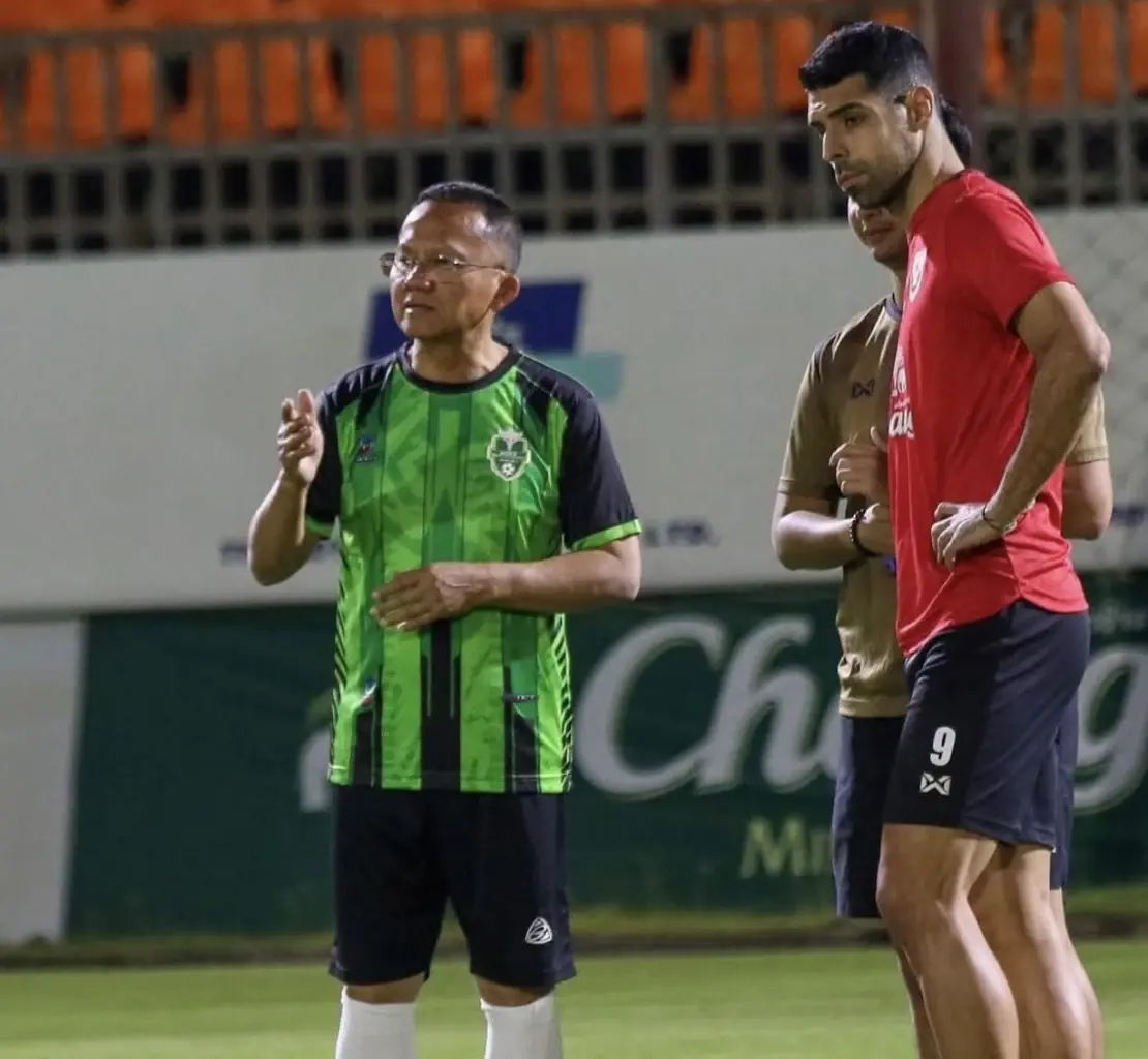 สมศักดิ์ รับบทเฮดโค้ชชั่วคราว ทีมสุโขทัย เอฟซี