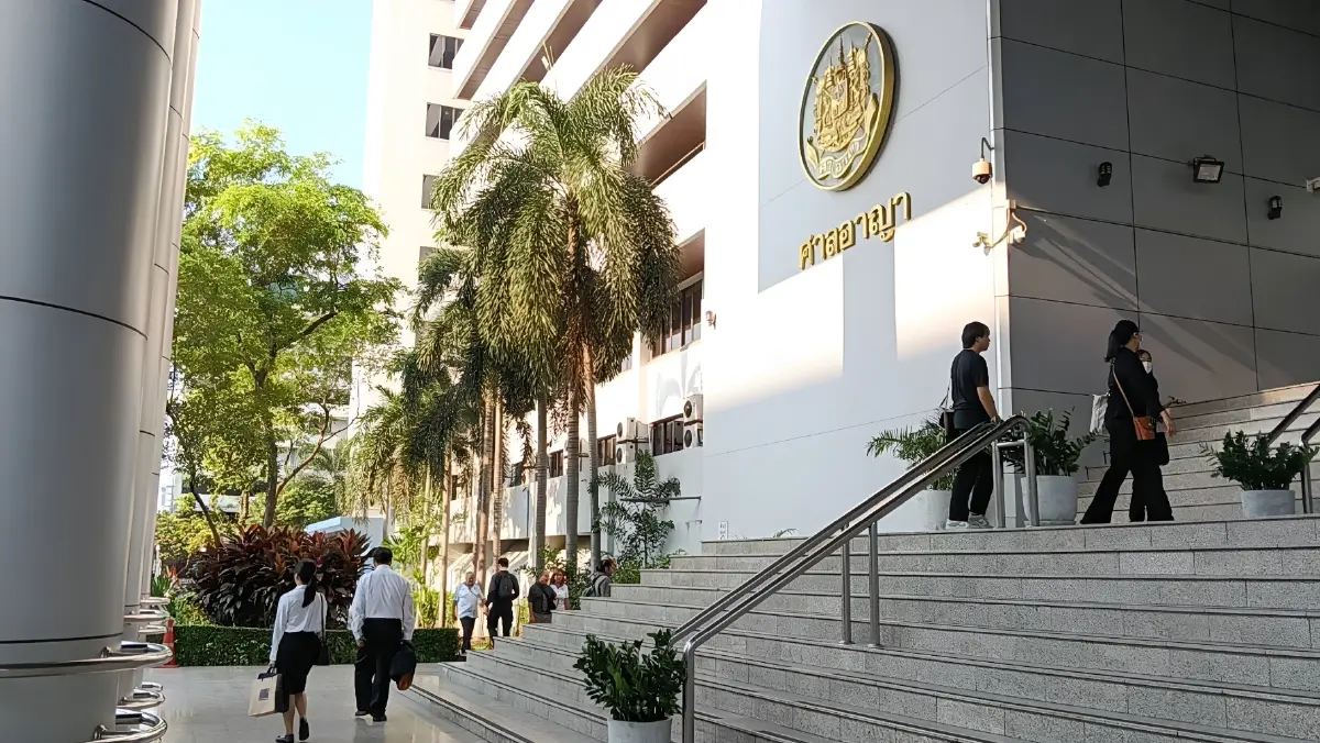 ด่วน! ศาลพิพากษาคุก "สนธิ" 4 เดือน ไม่รอลงอาญา คดีหมิ่นประมาท "ธนกร" (มีคลิป)