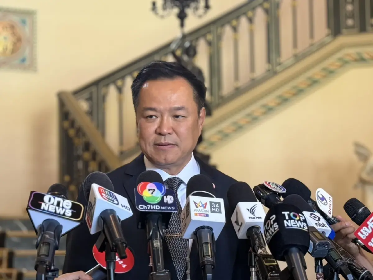 อนุทิน ชาญวีรกูล