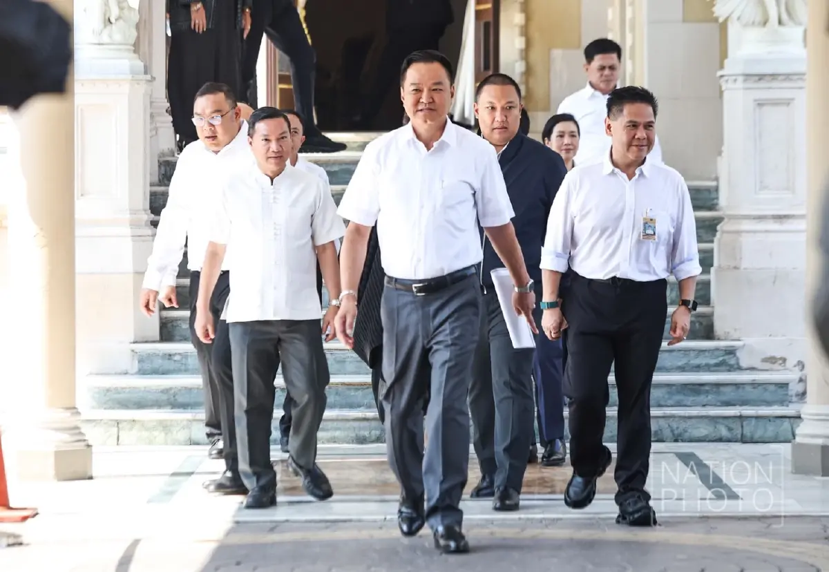 ประชาชนเที่ยวให้สนุก...เรื่องน้ำมัน "นายกฯ ดูแลเอง! ยันสต็อกแน่น