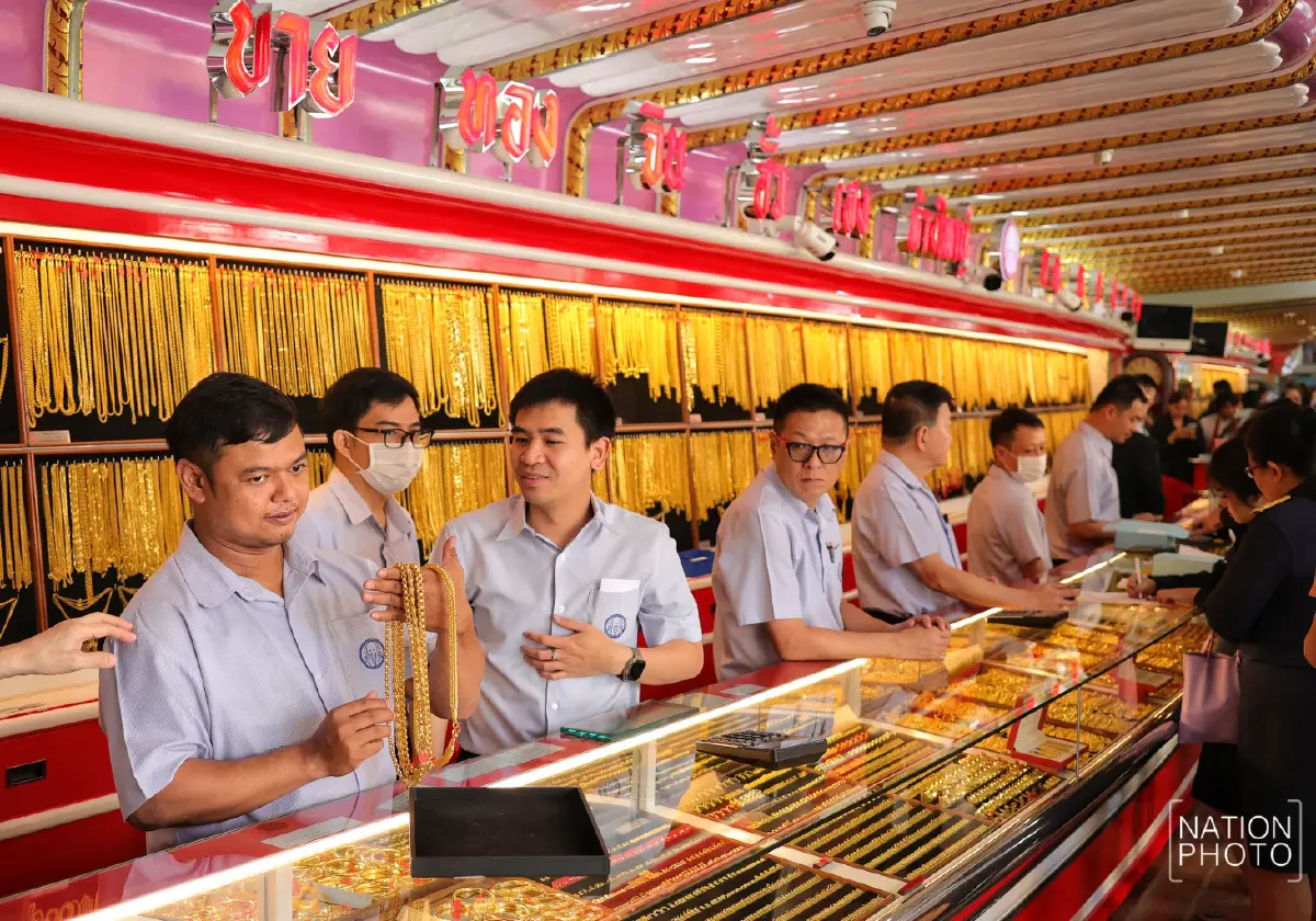 "ศุภมาส" นำทีม สคบ. ลุยตรวจทองเยาวราช! การันตีทองดี-มีมาตรฐาน สร้างความมั่นใจผู้บริโภค