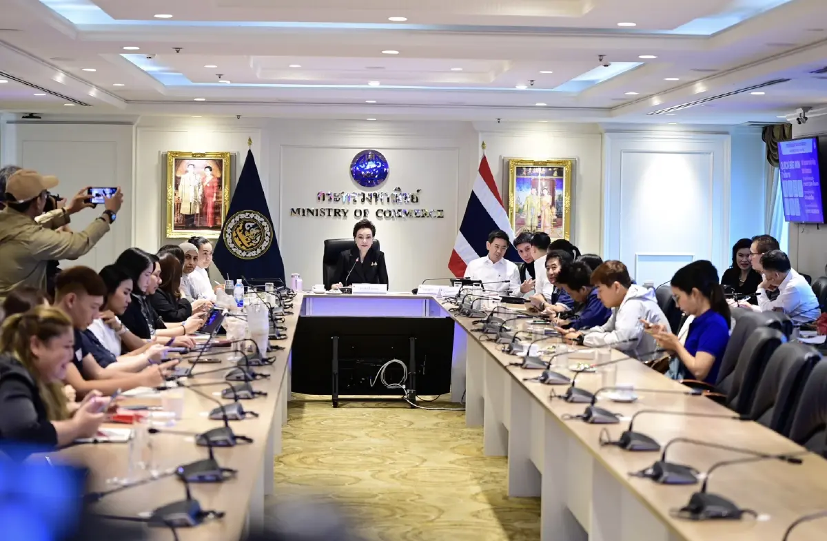 รมว.พาณิชย์ชู 5 นโยบายหลัก รับมือ 'วิกฤตซ้อนวิกฤต' แก้ระยะสั้นคู่ปรับโครงสร้างระยะยาว