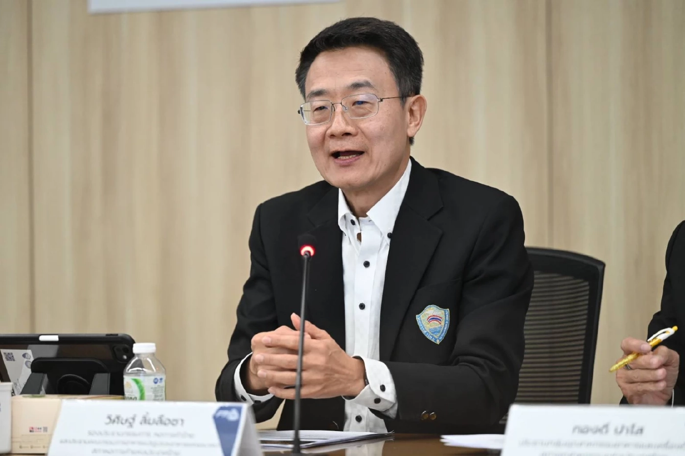  ดร.วิศิษฐ์ ลิ้มลือชา รองประธานกรรมการ หอการค้าไทย และประธานคณะกรรมการอาหารแปรรูปและอาหารแห่งอนาคต 