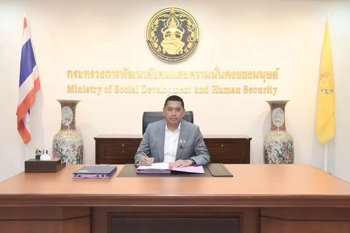 ข่าวดีกลุ่มเปราะบาง! "นิกร" รมว.พม. ป้ายแดง! ประเดิมงานวันแรก เตรียมลดค่าเช่าบ้าน-ลดดอกเบี้ย