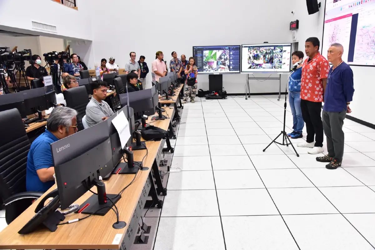 "สีลม" แชมป์ยอดคนเล่นน้ำพุ่ง 1.6 แสน! "ชัชชาติ" สั่งปิดจบ 2 ทุ่มคืน