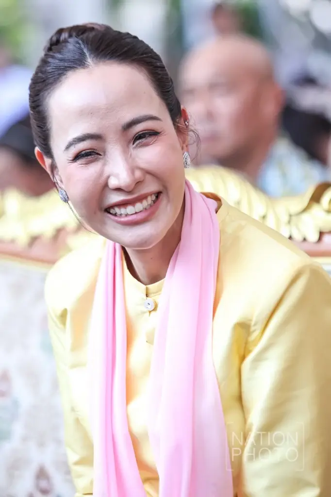 ธนนนท์ ชาญวีรกูล ภริยานายกรัฐมนตรี 