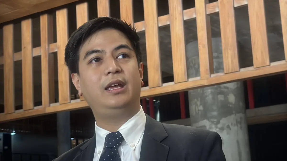 จับโป๊ะ! "ไอติม พริษฐ์" บี้ "ศุภจี" ปม "ทุเรียน" ลูกละ 100 บาท ตอบให้ชัดเกรดเอหรือเกรดรอง? ชี้ใช้ "พิมรี่พาย" ช่วยขายไม่ผิด