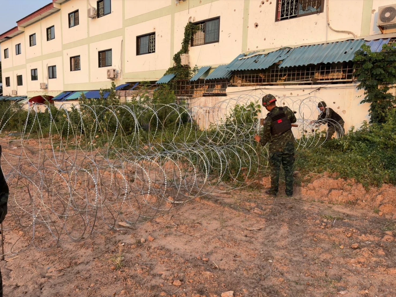 พบทหารกัมพูชาขาดวินัย บริเวณช่องจอม ทหารไทยปรับกำลังคุมพื้นที่