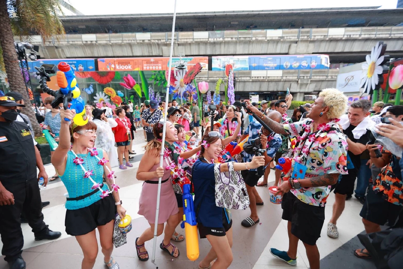 สยามพารากอนจัดหนัก! “SUMMERBEATS MUSIC FEST 2026” ขนทัพ 150 ศิลปินฉลองสงกรานต์ยิ่งใหญ่