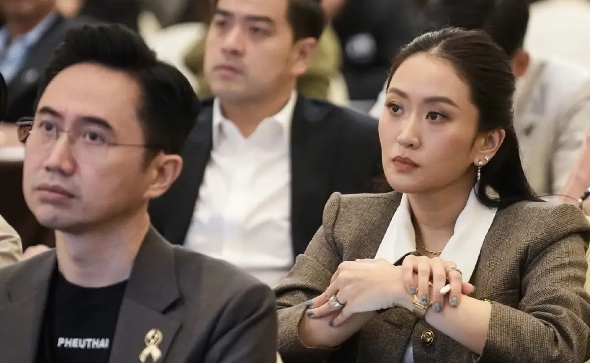 พรรคเพื่อไทยยังอยู่ใต้เงาเจนใหม่ชินวัตร