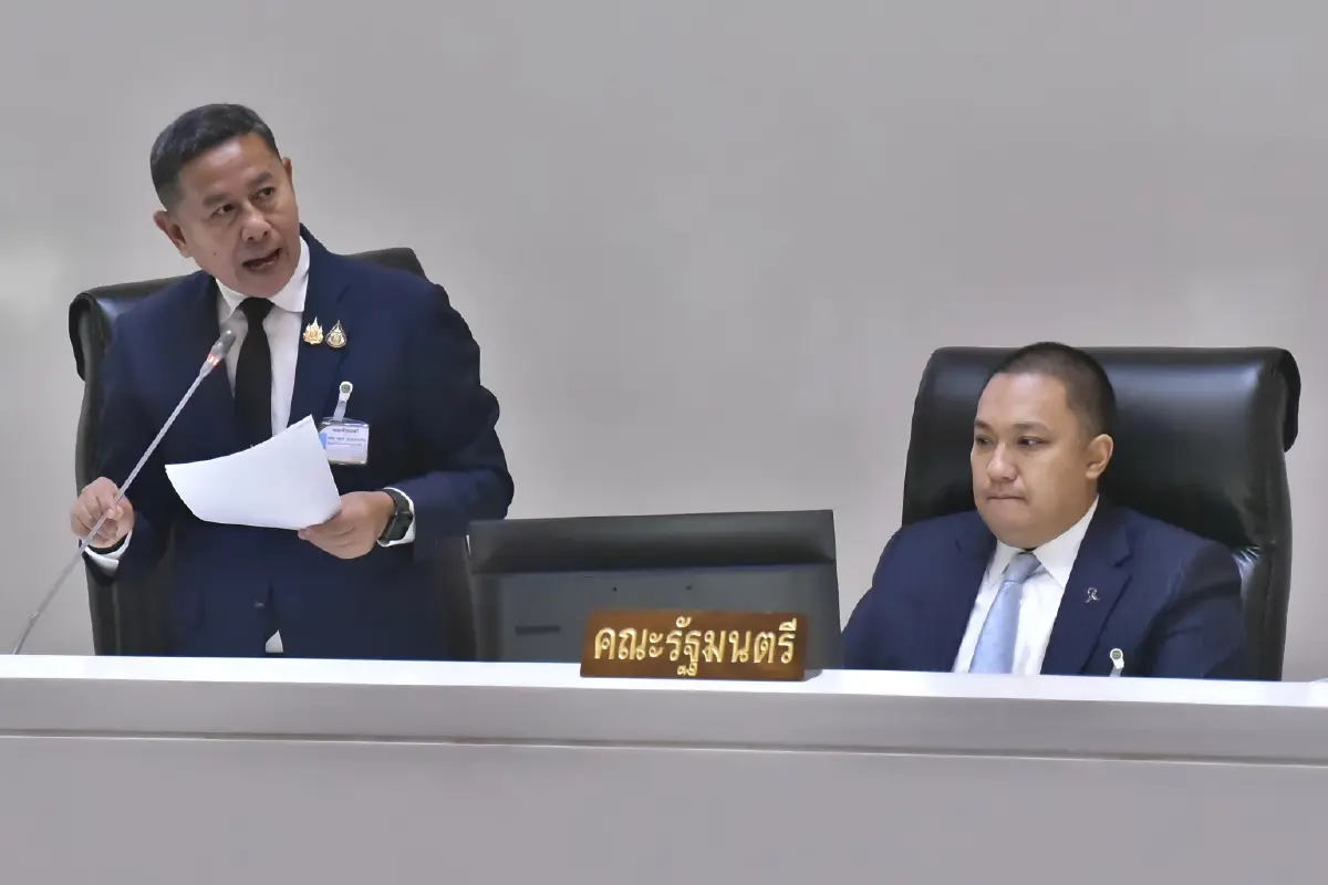 เปิดพิมพ์เขียวกองทัพยุคใหม่! "บิ๊กดุลย์" เน้นทันสมัย-โปร่งใส เปลี่ยนทหารอาสาเป็น "โอกาสชีวิต"