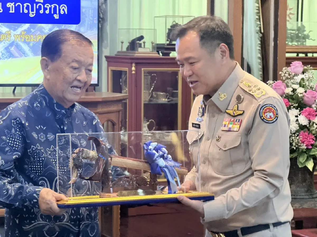 วันนอร์ เปิดบ้านต้อนรับนายกฯ ชี้อยู่ยาว 4 ปี ประเทศจะดีขึ้น