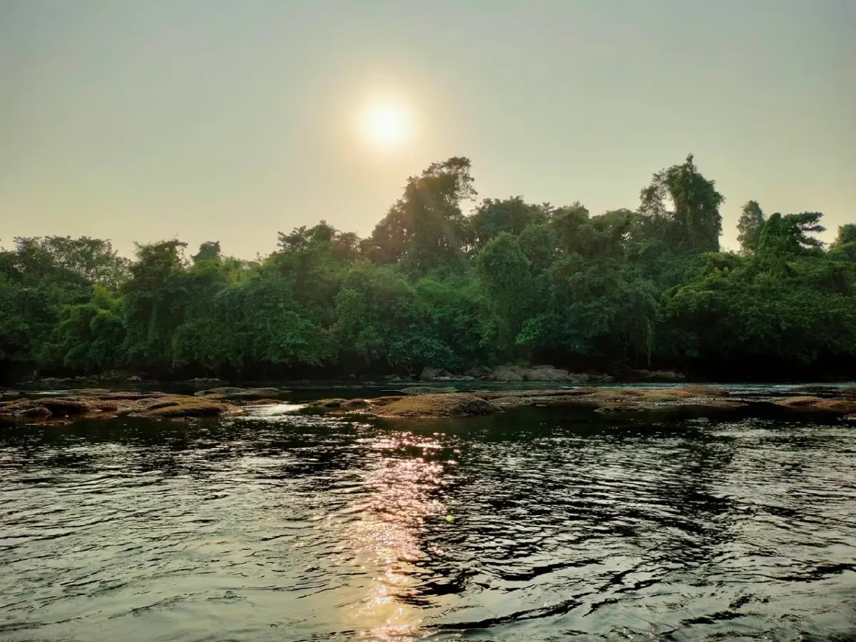 “สส.รสรินทร์” ชวนเที่ยว “ผาเลือด” รับสงกรานต์ ระดับน้ำปลอดภัยไร้กังวล