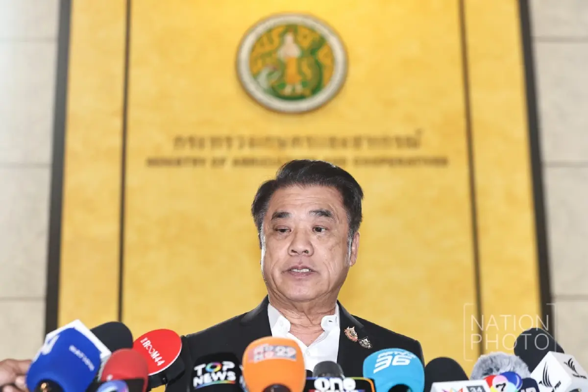 นายสุริยะ จึงรุ่งเรืองกิจ รัฐมนตรีว่าการกระทรวงเกษตรและสหกรณ์