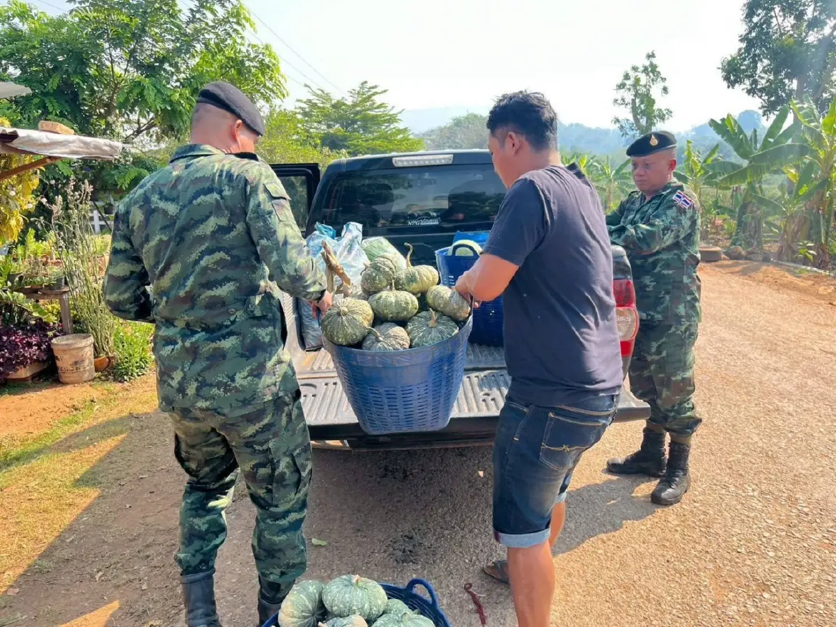 ทหารไทยยุคใหม่ ทภ.1 ระดมกำลังช่วยเหลือเกษตรกร ฝ่าวิกฤตพลังงาน