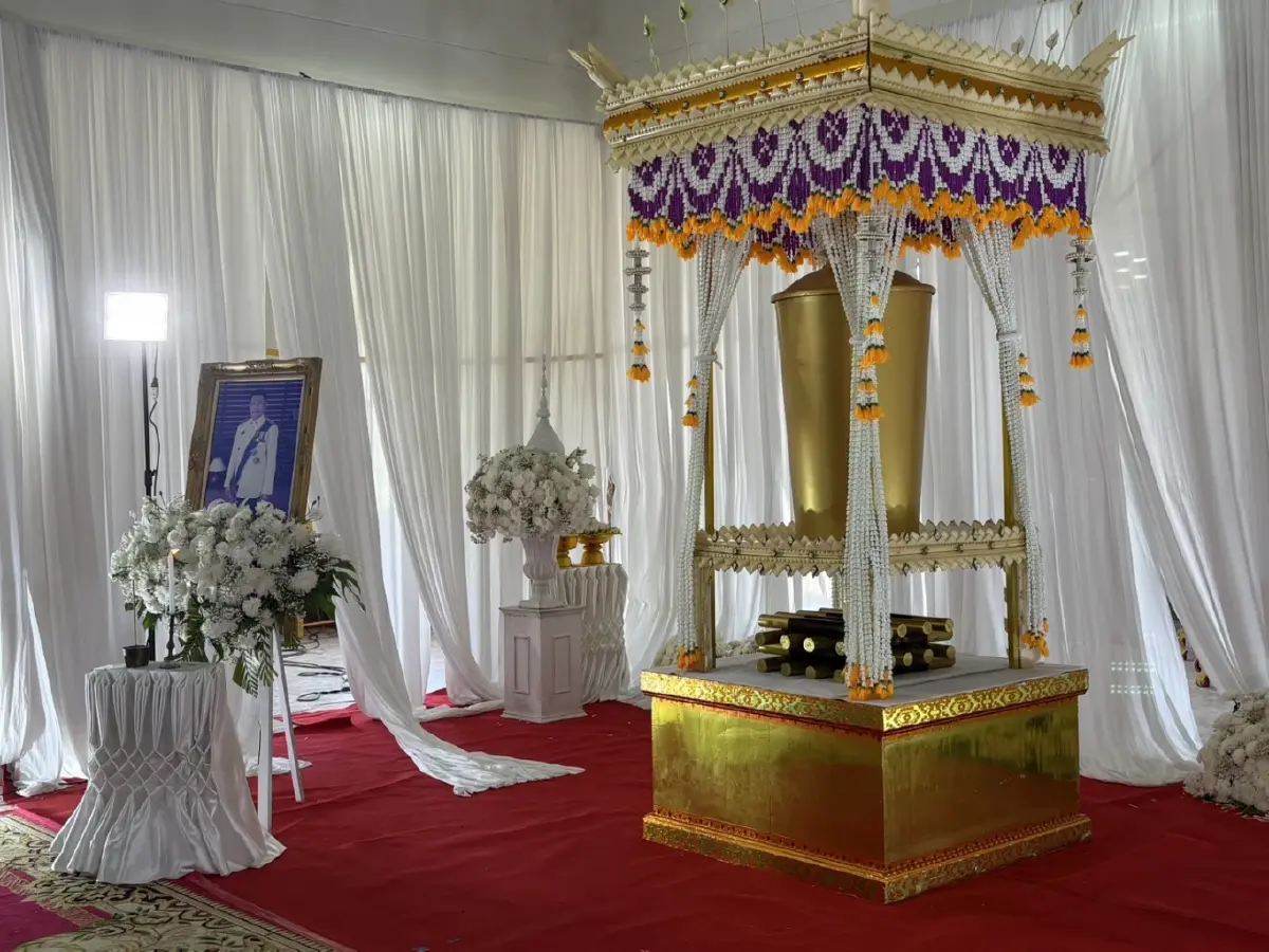 4 เหตุผล "ทวี" มั่นใจทีมลงขันจ้างยิง "สส.กมลศักดิ์" ขณะ "นายกฯ" จ่อลงใต้จี้ "กอ.รมน. "หลังพบใช้ "รถหลวง" ก่อเหตุ