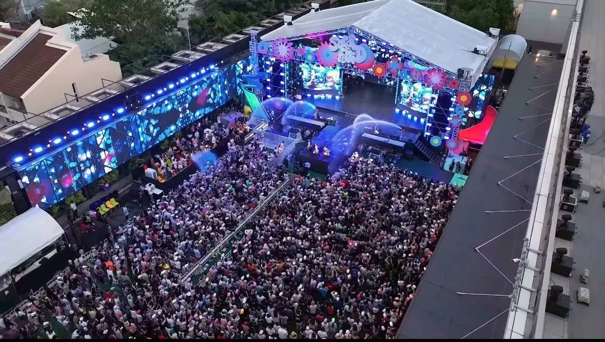 4NOLOGUE สร้างปรากฏการณ์คนล้นถนนรางน้ำ! ยกระดับ “SUPERFLUID 2026 PRESENTED BY KING POWER” สู่เทศกาลดนตรีสงกรานต์ระดับโลก สะเทือนใจกลางกรุงเทพฯ