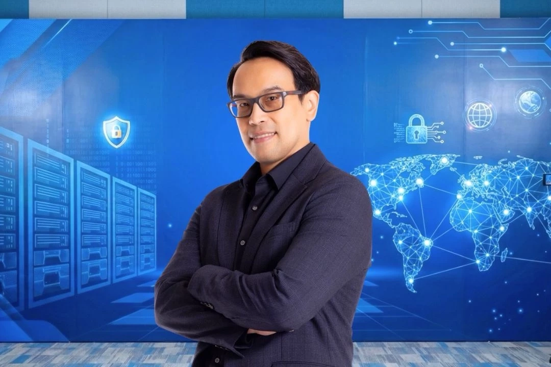 ไรวินทร์ วรวงษ์สถิตย์ ประธานชมรมป้องกันทุจริตบัตรเครดิต และผู้บริหารสูงสุดสายงานควบคุมงานปฏิบัติการและปฏิบัติการร้านค้า “เคทีซี” 