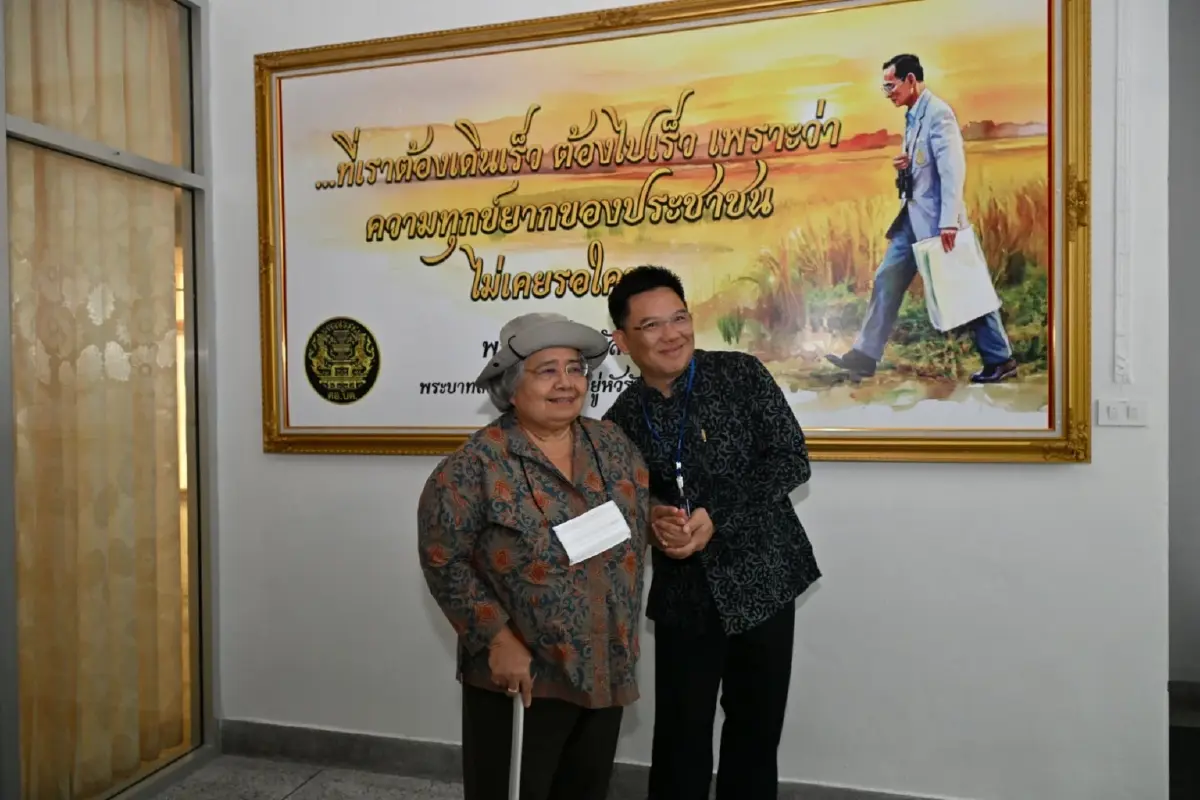 'จี้ตัวเอง-ไม่รอใคร' พลิกป้ายเตือนใจข้าราชการยุค 'ปิยะศิริ' แม่ทัพดับไฟใต้สายพัฒนา